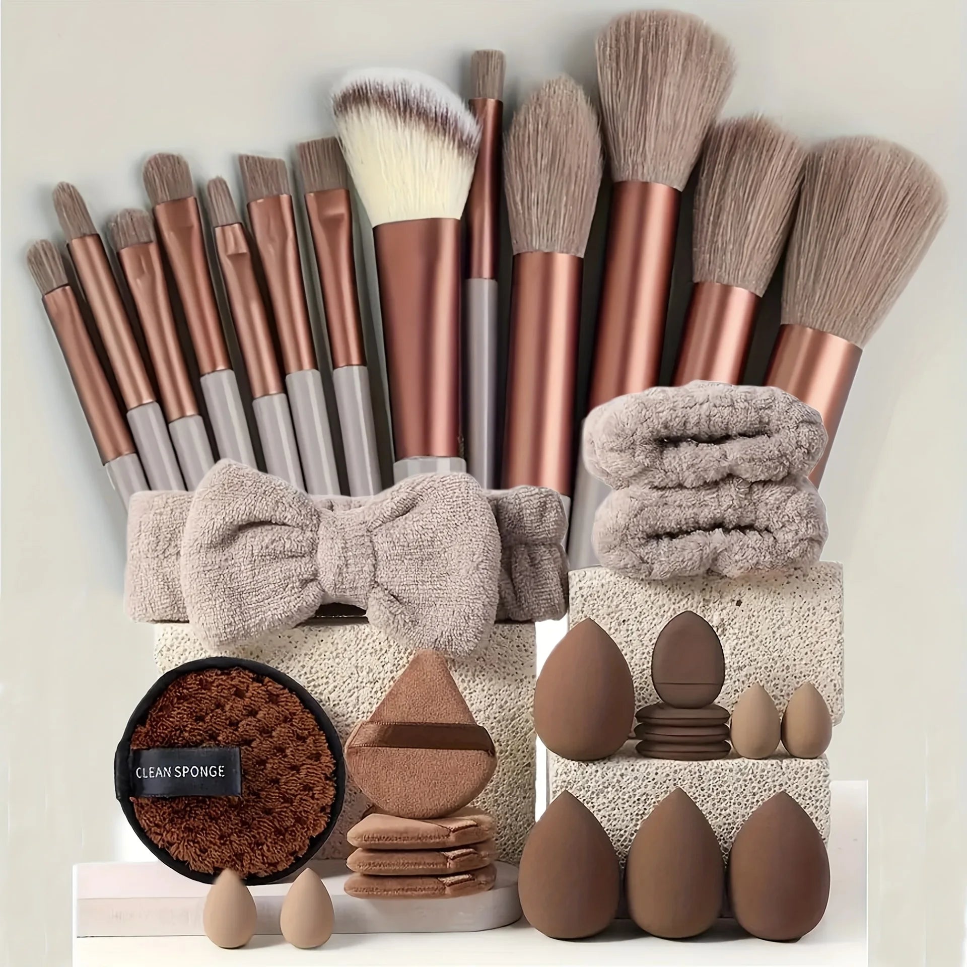 Complete Cosmetic Brush Kit